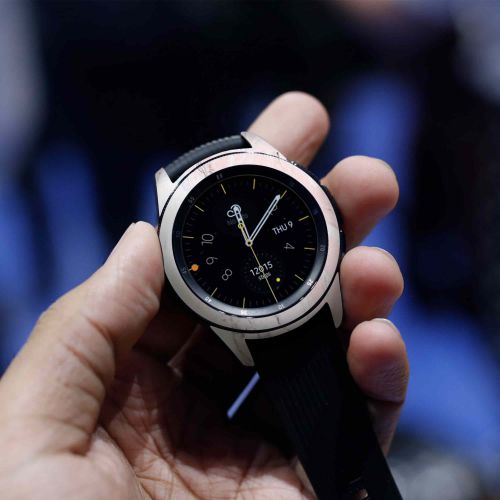 Samsung_Galaxy Watch 42mm_Blanco_Pink_Marble_4