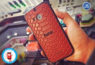 HTC-M8-snake-leather