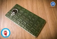 Microsoft-950xl---950-Green-crocodile-leather