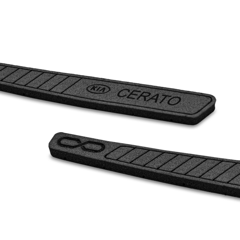 دقت برش لیزری روی بدنه خودرو